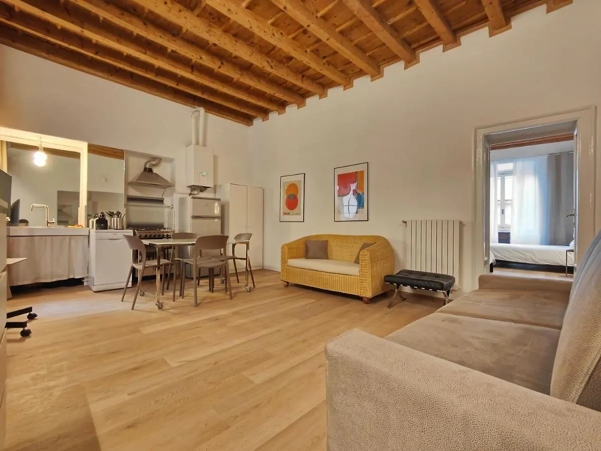 Crocetta Charme Apartment Milán 0*,  Italia