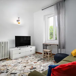 Ennio 8 - Bilocale Cool Apartamento