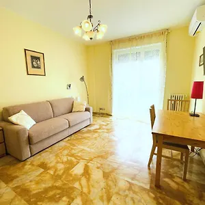 Accomodo Mib27 Bivano Centrale Сasa de vacaciones