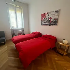 Porta Venezia Apartamento